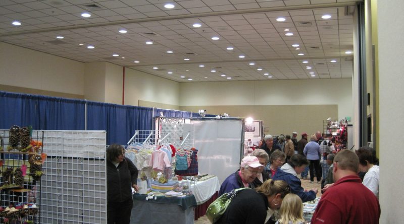 Razor Clam Festival vendors inside the Ocean Shores Convention Center.